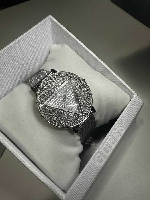 Ceas Guess Iconic Dama