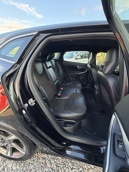 Volvo V40 D2 R Design Business Model 2016 Euro 6 RAR Efectuat