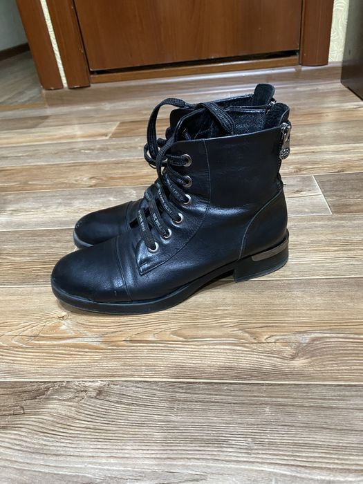 Продам много одежды и обуви