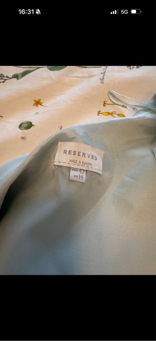 Rochie bleu pe un umar Rezerved