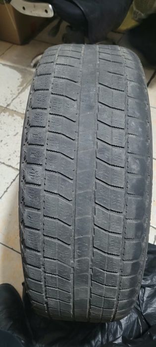 Продам  шины,   комплект всесезонные б/у