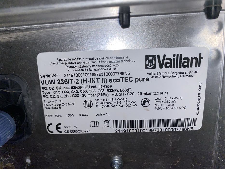 Centrală termică Vaillant ecoTEC Pure VUW 236/7-2 – 23 kW – pentru reparație
