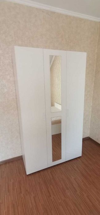 Шкаф для одежды в спальню