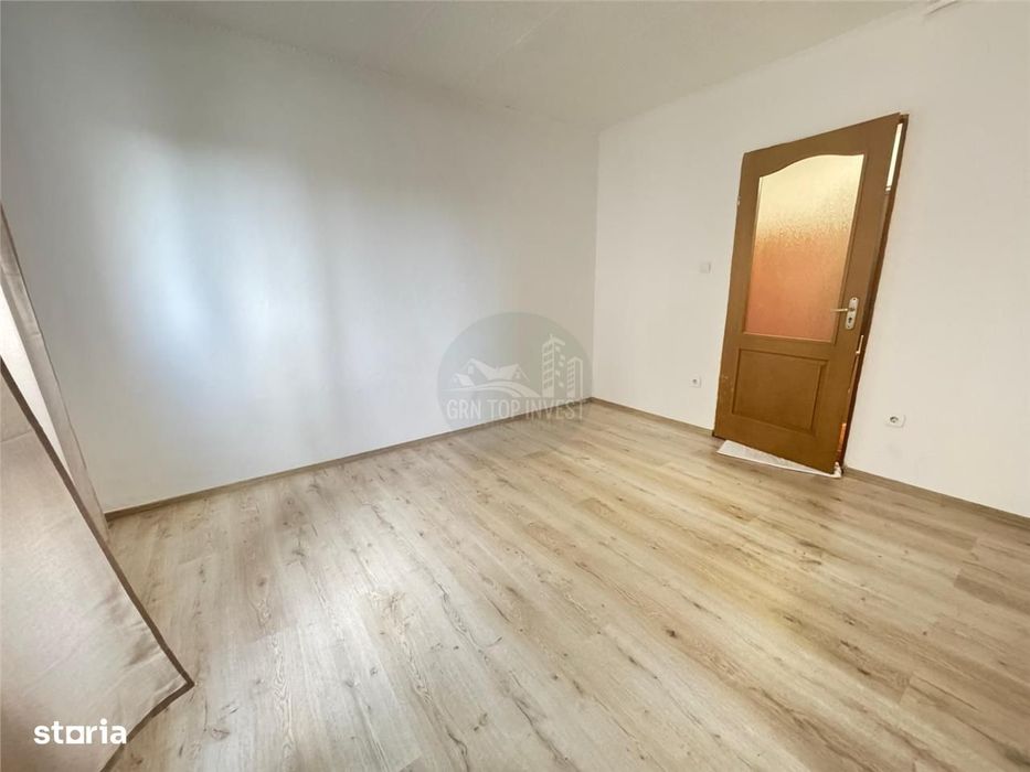 Garsoniera cu o camera in zona Broscarie