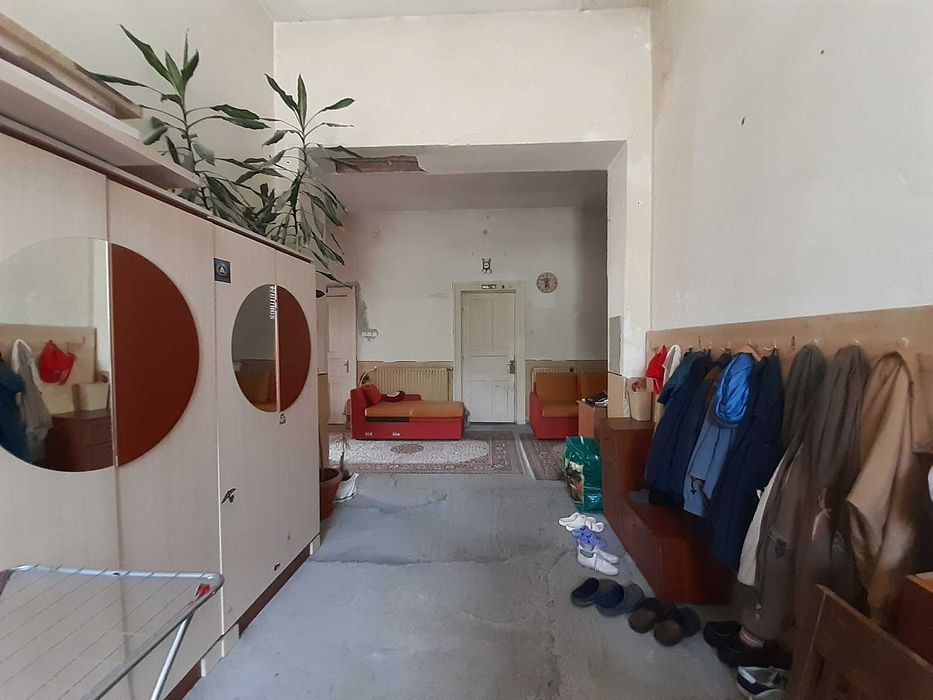 Продава се Къща в Габрово, Варчевци - 400 кв.м за 243 €/кв.м - Снимка #2