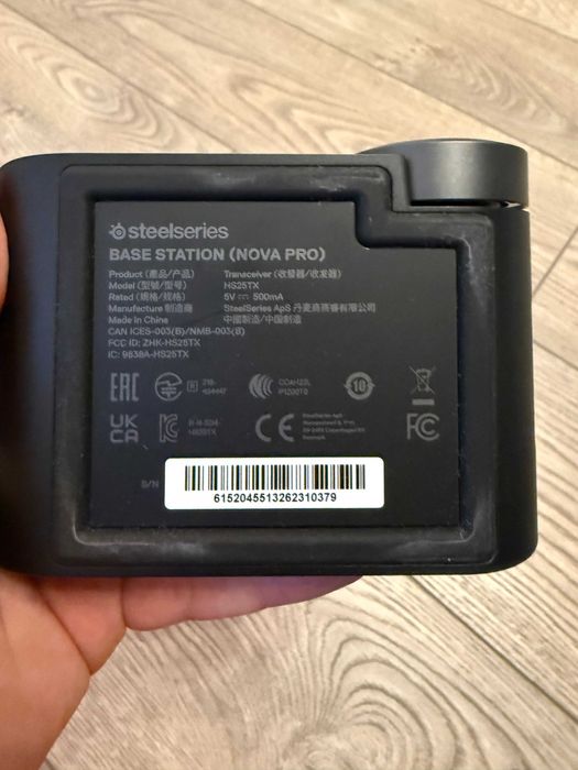 SteelSeries Artics Nova Pro Wireless