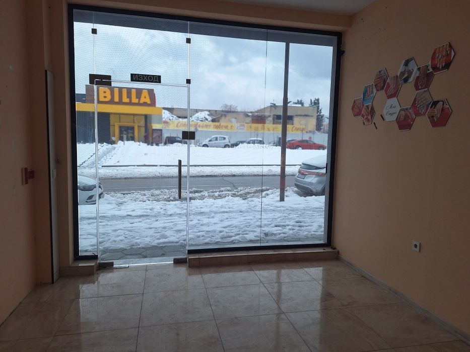 Дава се под наем Магазин в Благоевград, Ален мак - 40 кв.м за 204 € - Снимка #1
