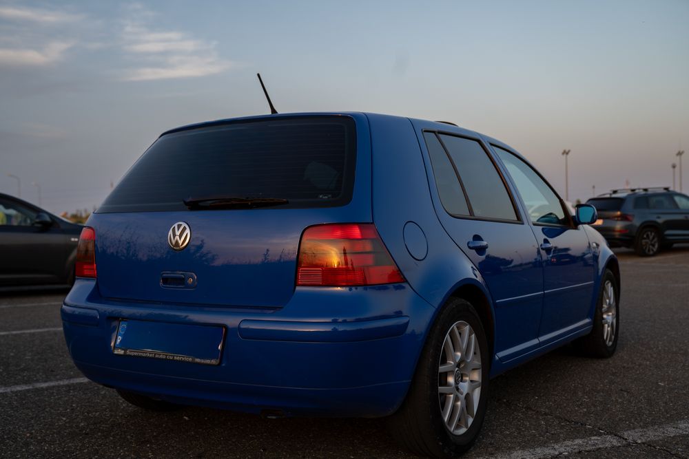 VOLKSWAGEN Golf 2002 — imagine 4