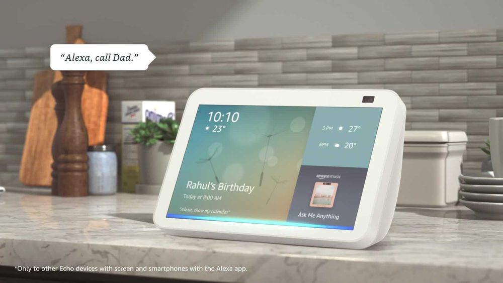 Boxă Smart Amazon Echo Show 8 cu Ecran HD și Cameră 13MP