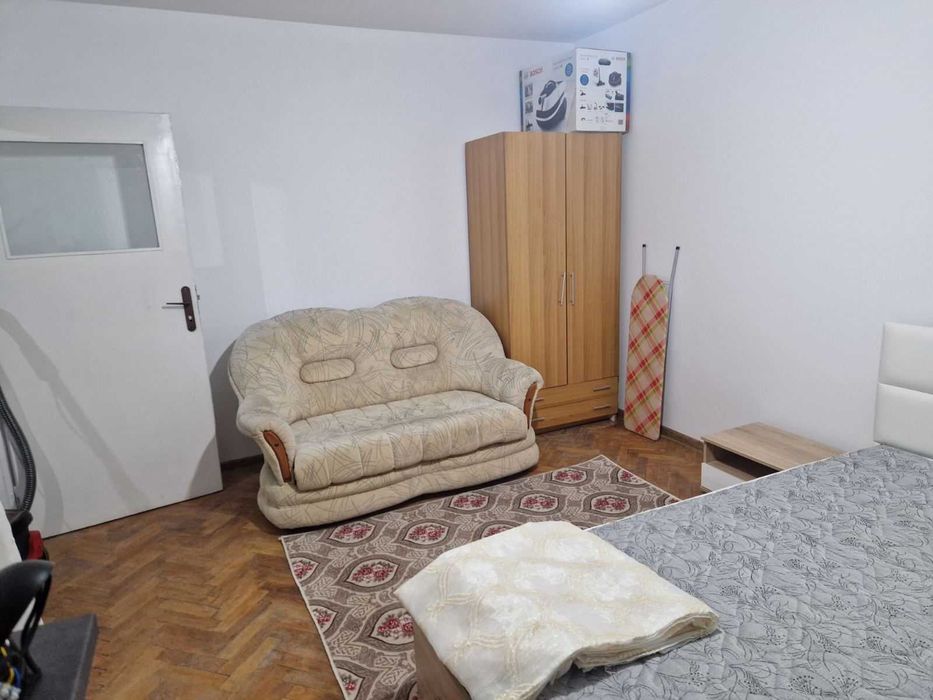 Дава се под наем Тристаен апартамент в Шумен, Тракия - 78 кв.м за 298.86 € - Снимка #9