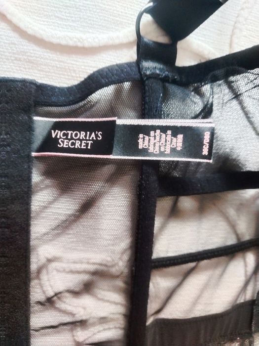 Бюстье от бренд Victoria secret.