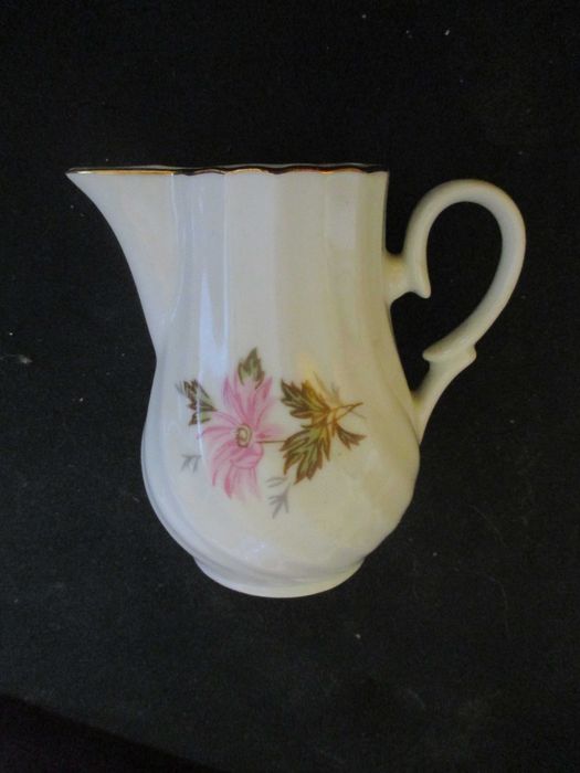 Сет порцелан, чайник и латиера, "Горски слез"