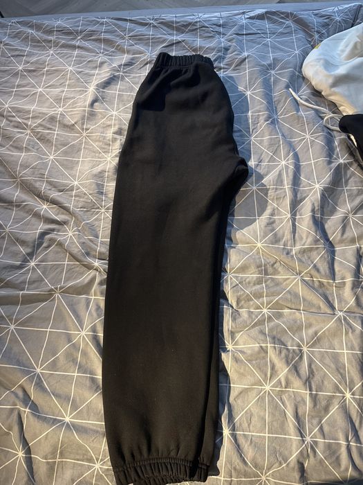 Pantaloni Lungi Essential, Negrii, Marimea M, putin purtati fara defecte