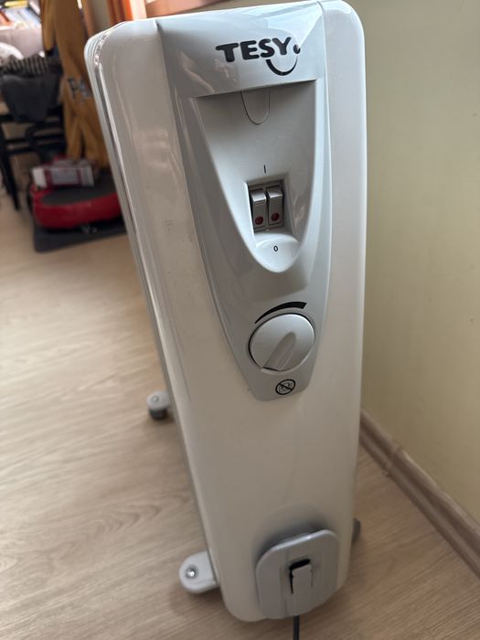 Радиатор Теси 2000 W сив, запазен