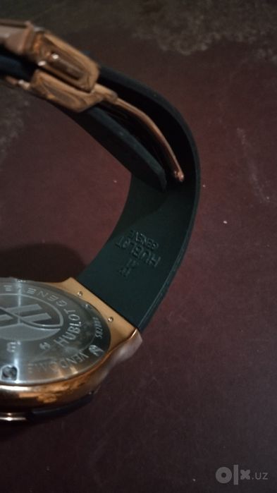 Часы HUBLOT GEHEVE срочно.
