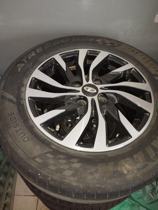 колеса в сборе стояли на лада веста