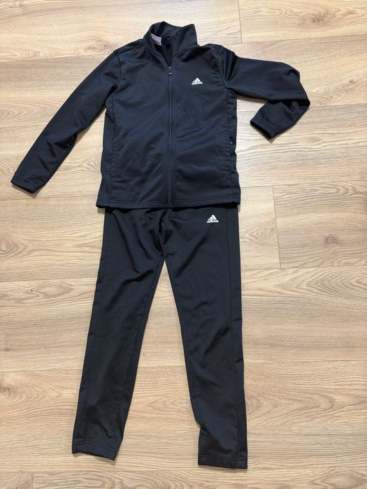 Детски анцуг Addidas- размер 152см