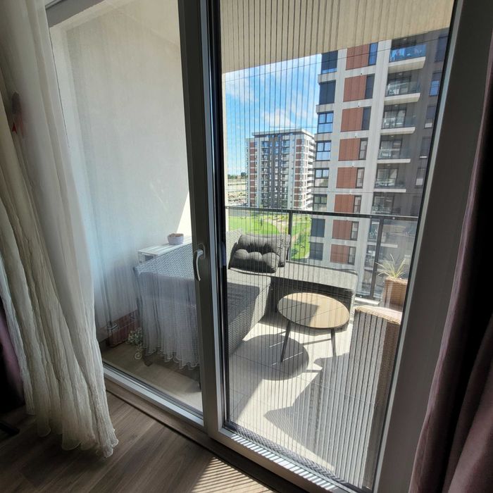 REZERVAT Proprietar ,închiriez apartament cu 3 camere și parcare la Adora Park Arad