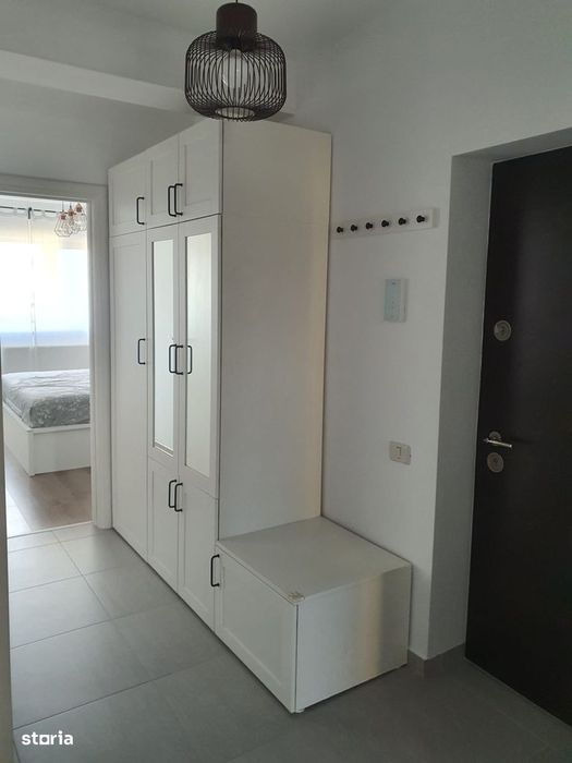 Apartament 3 camere, modern, spatios, mobilat, parcare, zona Tractorul