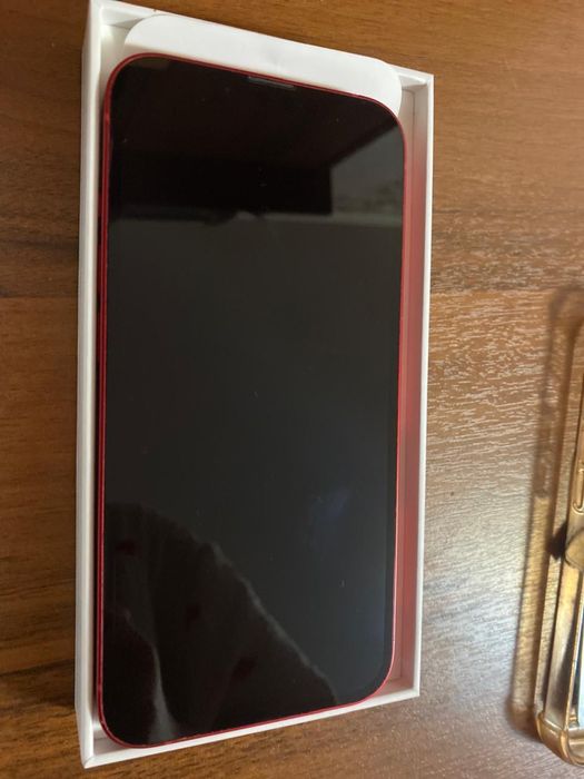 iphone 13 акб 87%