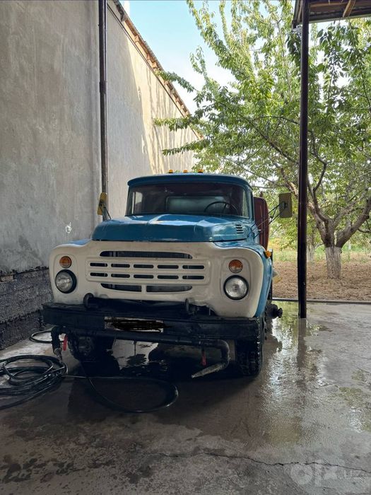 Зил водавоз сипиргли