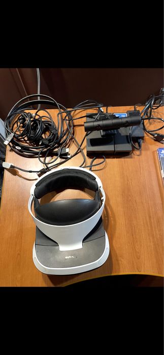 PS 4 Pro 1TB + Vr folosit de cateva ori
