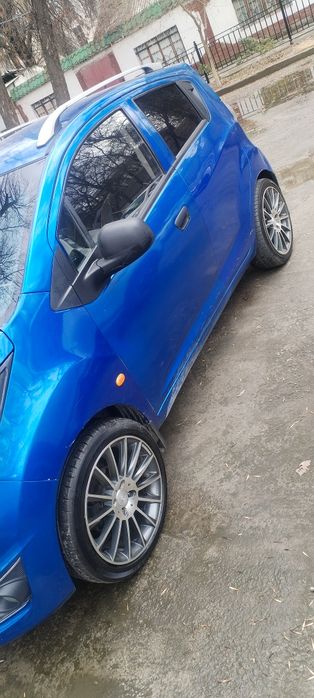 spark sotiladi 1 pozitsa