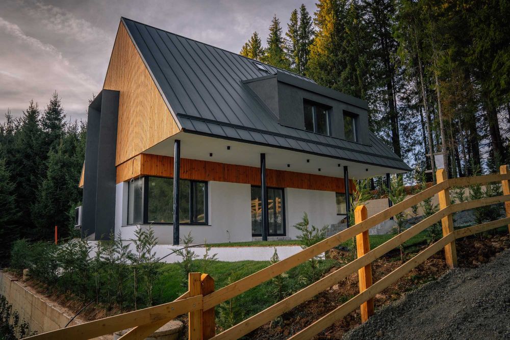 Casă de vacanță de vânzare în Mărișel (aproape de punctele de interes)