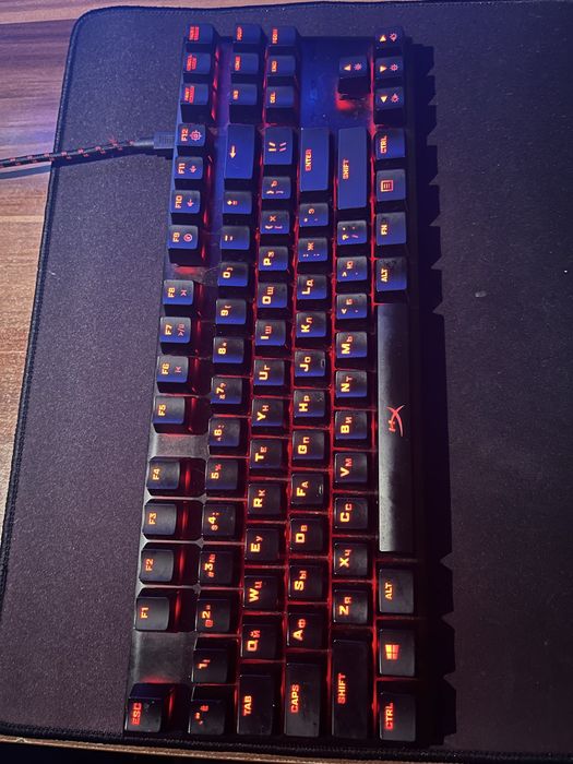 клавиатура hyperx alloy fps pro