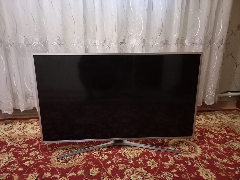 Смарт телевизор плоский экран