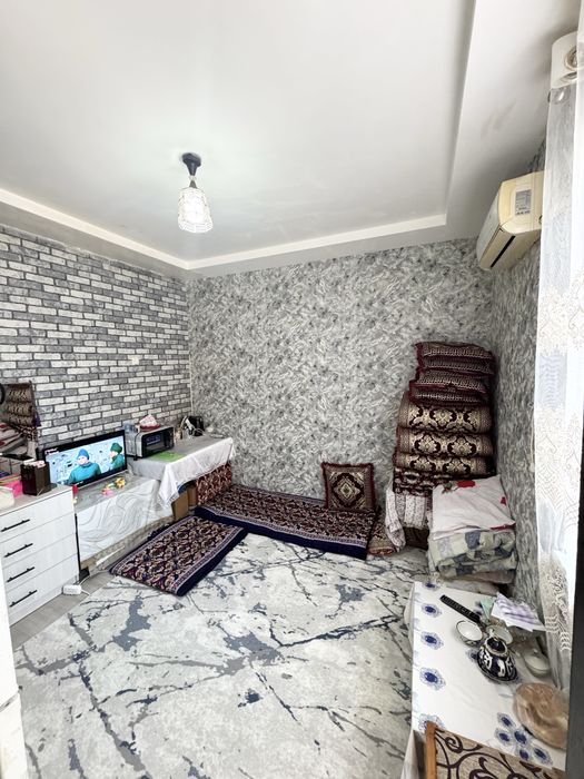 Продается 1 комнатная квартира.Мирзо Улугбекский район.Массив Карасу-6