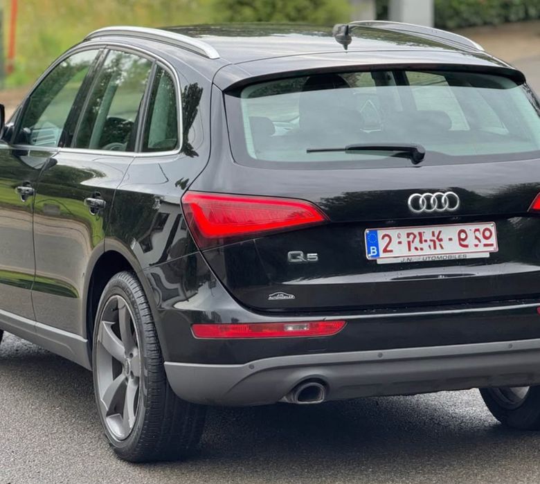 Audi Q5 model  led față,  spate, 2.0 tdi 177 cp