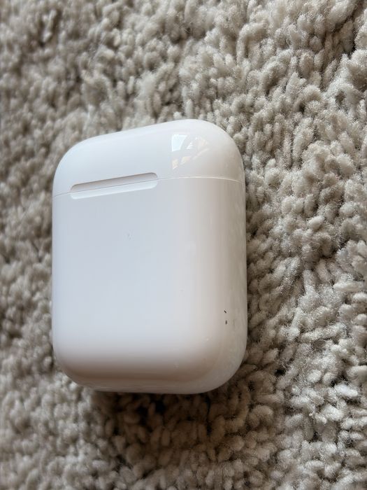 Apple wireless airpods 2