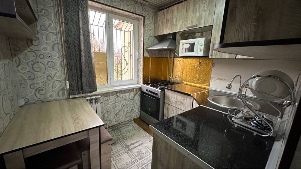 Сдается 1 ком октябрь