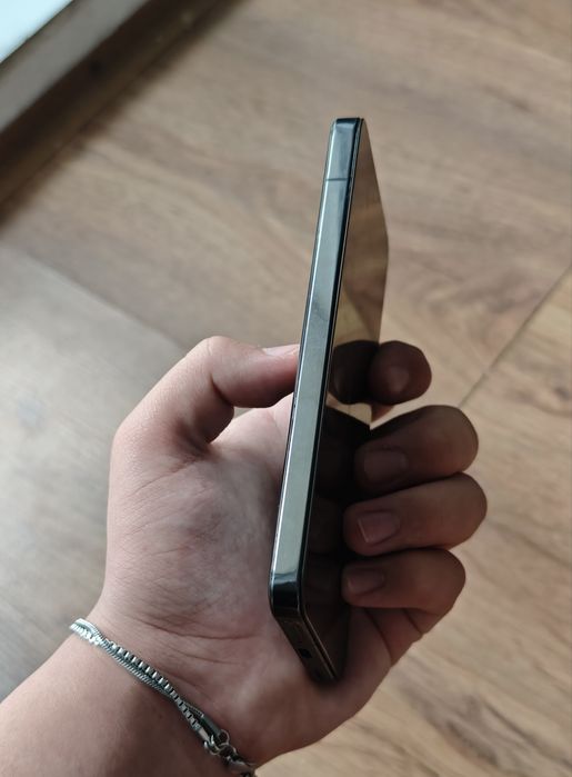 Xiaomi 13 12/256 АКБ 98%