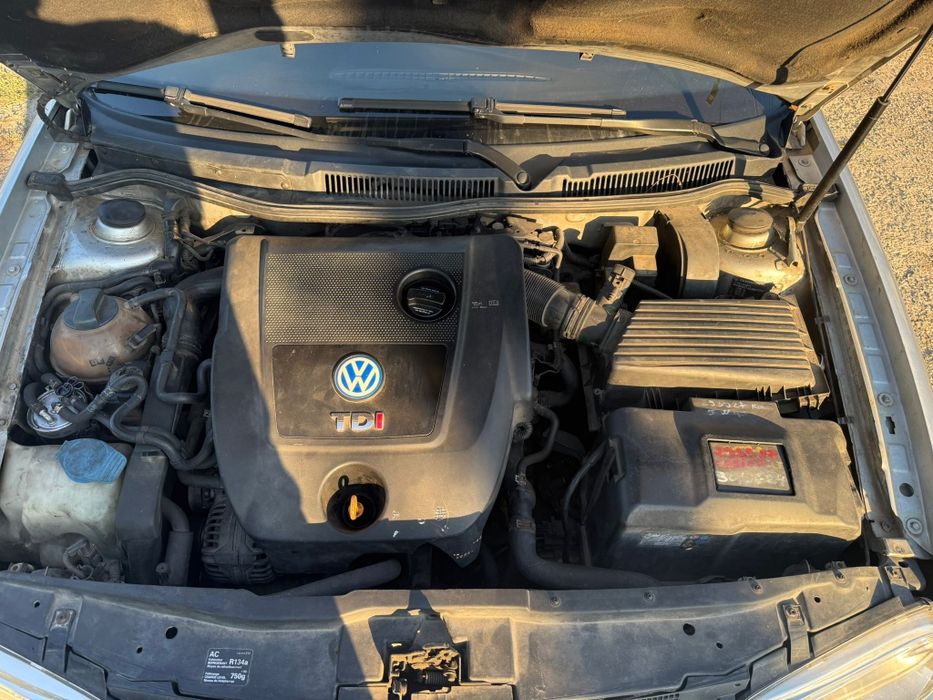 VOLKSWAGEN Golf 2003 — imagine 5