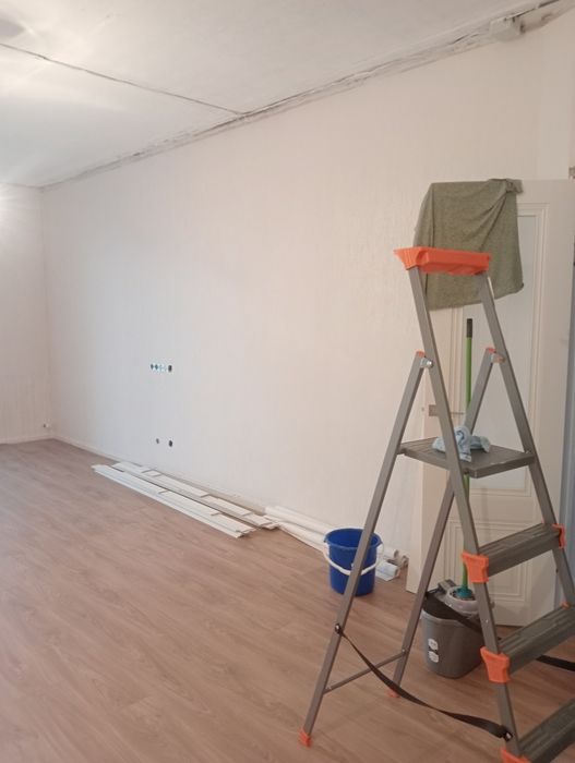 Поклейка обоев любого типа