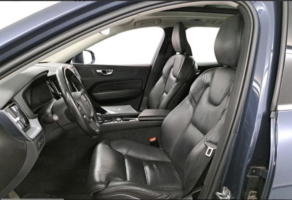 VOLVO XC60 2020 — imagine 3