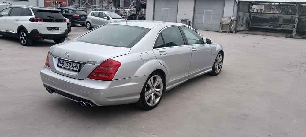 Продавам напълно обслужен Mercedes-Benz S 350, AMG пакет.