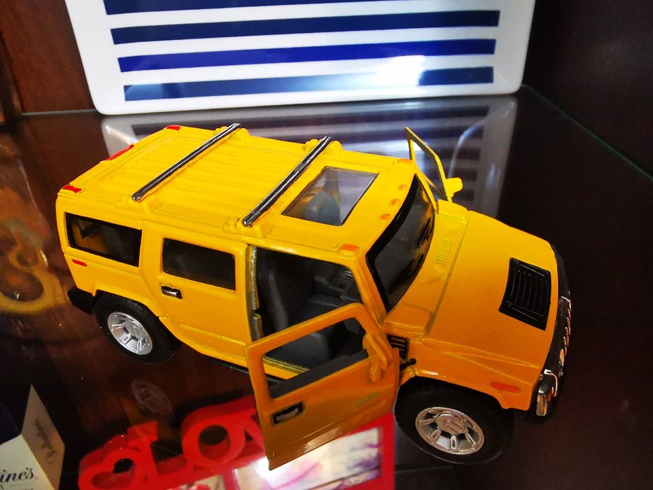 Macheta HUMMER yelow edition 1:40