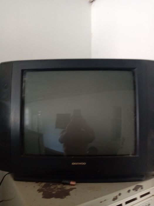 2  телевизор сатылады  арзан бахасы  150000