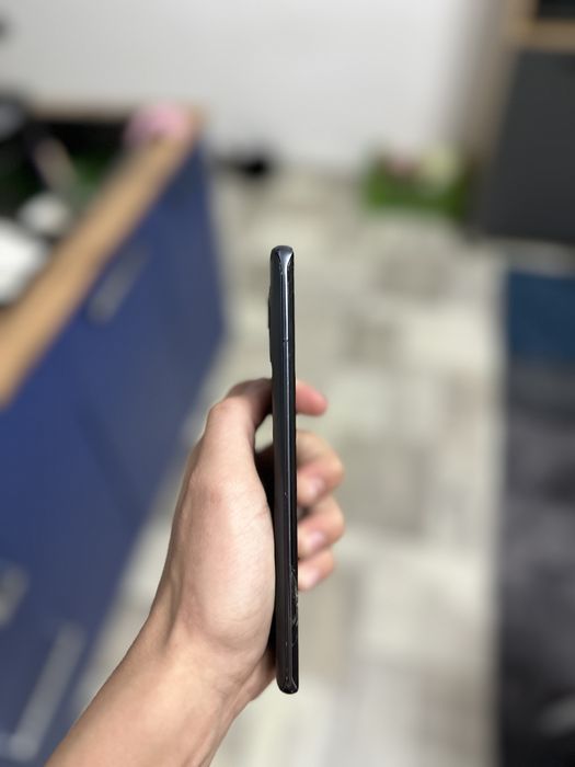 Аифон 11про макс и Сиоми ми 11