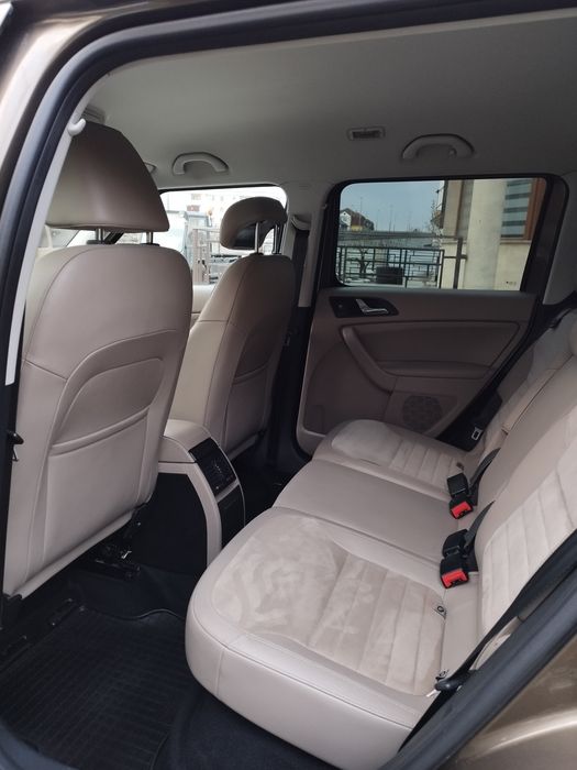 Skoda Yeti TDI 4x4 170cai  Germania Elegance dublu climatr, incz scaune, alcantara bej, navi mare, xenon