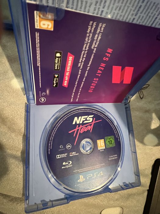 Волан за ps5 ps4 и pc с две игри