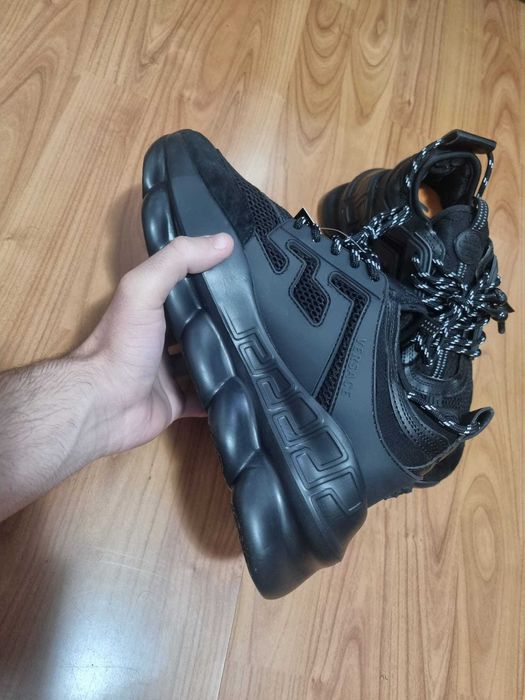 Versace Chain Reaction - Triple Black 40-44