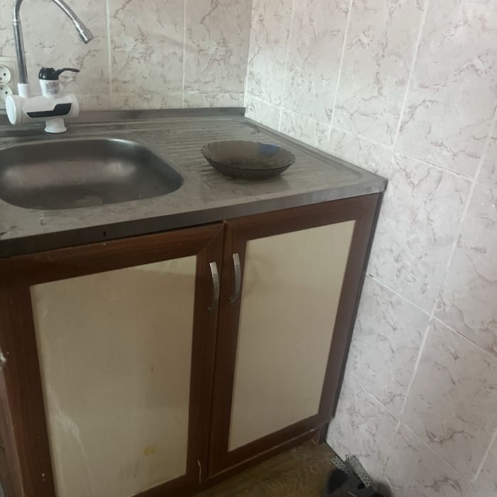 Раковина с тумбой