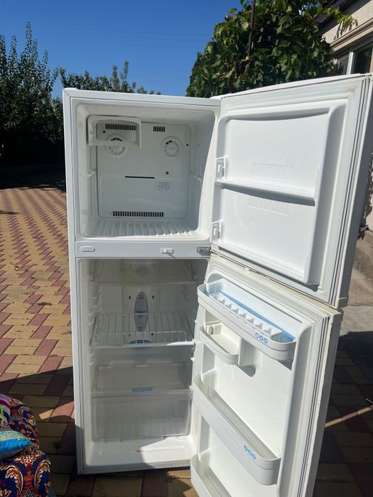 Продам Холодильник lG