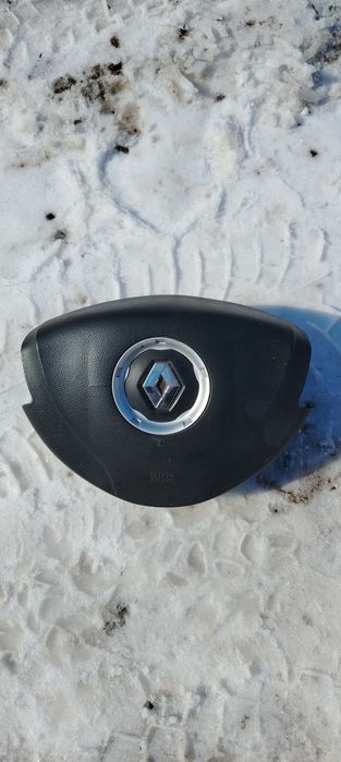 Подушка безопасности логан