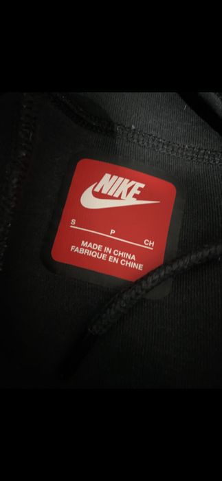 Pantaloni Nike Tech Negri