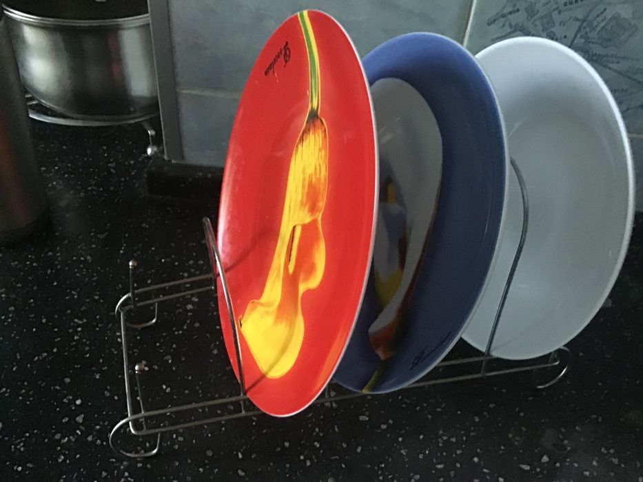 Подставка для тарелок металлическая